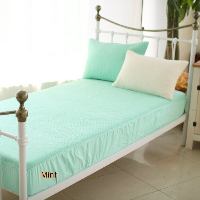 【送料無料】マットレスカバー キルティング イブル クラウド (Cloud) 柄 クラウド柄 約100×200cm 継ぎ目なし Qriginal 韓国産 敷きパッド 韓国製 キルティングマット ラグ マット 赤ちゃん ベビーマット プレイマット 寝相アート ソファーカバー 中綿増量タイプ