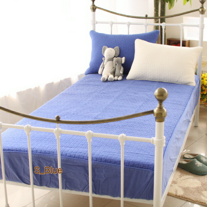 【送料無料】マットレスカバー キルティング イブル クラウド (Cloud) 柄 クラウド柄 約100×200cm 継ぎ目なし Qriginal 韓国産 敷きパッド 韓国製 キルティングマット ラグ マット 赤ちゃん ベビーマット プレイマット 寝相アート ソファーカバー 中綿増量タイプ