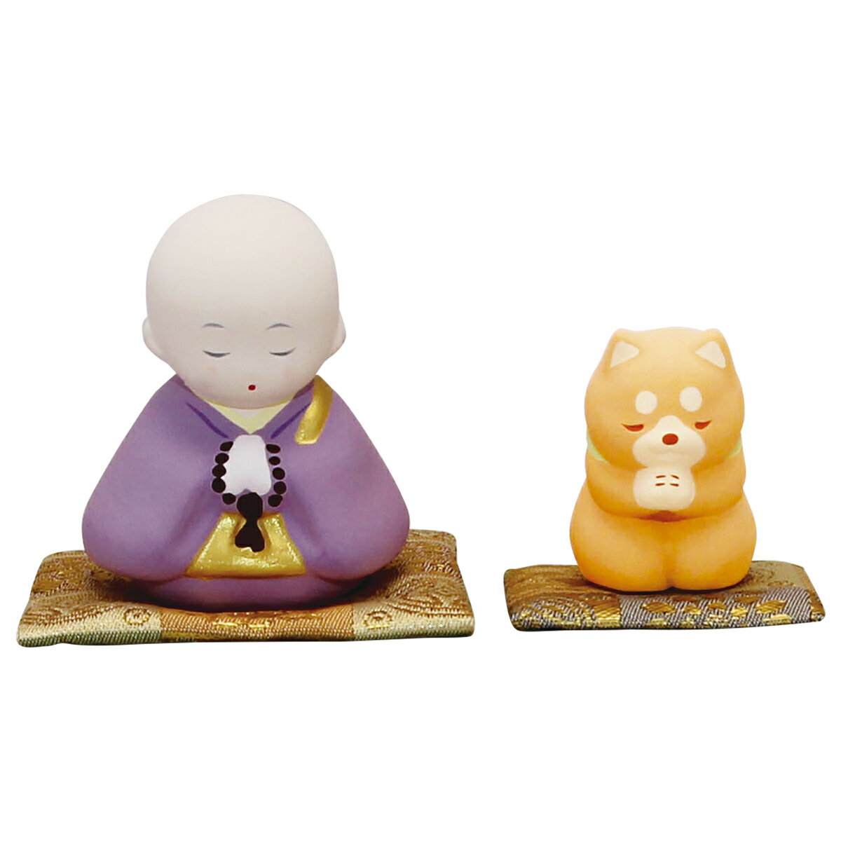 「感謝の心を込めて」ほっこり優しいお顔の手のひらサイズのお坊さんと隣でちょこんと座るわんちゃんが一緒に手を合わせてくれます。和みの和雑貨や縁起物を飾ってあなたのお部屋に癒しと幸せを！ プレゼント・贈り物・ギフトにも最適!! 手作ならではの温...