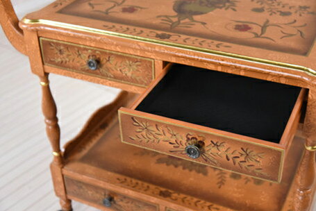 ���å���若��