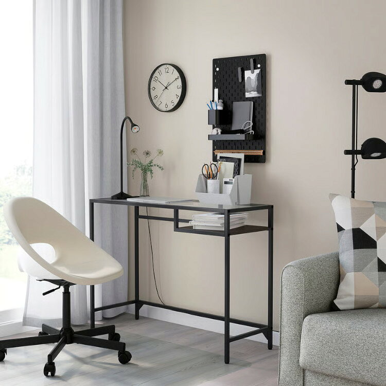 【 IKEA - イケア -】VITTSJO -ヴィットショー- ラップトップテーブル ブラックブラウン/ガラス 100x36 cm (006.195.39) [3]
