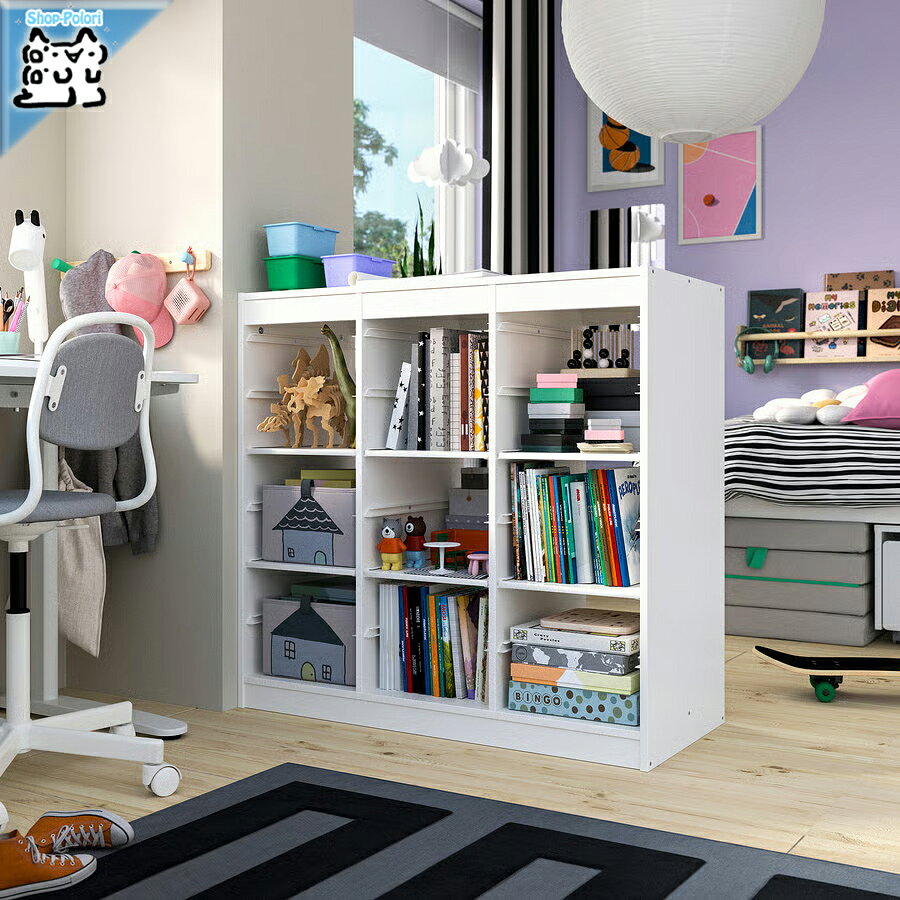 【 IKEA - イケア -】TROFAST - トロファスト - 収納コンビネーション 組み合わせ収納 オープン収納 棚 / ホワイト / 棚板 99x44x95 cm (596.131.54) 子ども部屋やその他のスペースをすっきり整理できるうえ、さっと手が届く棚にすべてのものをかたづけられる収納コンビネーション。 ルームディバイダーとしても機能し、睡眠エリアと遊びエリアを分けるのに便利です BOXはスライドで外せれるので、ひとつのBOXだけ運ぶ〜など使い方は無限！ ■商品詳細■ ブランド IKEA 素材 フレーム パーティクルボード, ペーパーフォイル, プラスチックエッジ レール: ポリプロピレン 商品の大きさ 幅: 99 cm/ 奥行き: 44 cm/ 高さ: 95 cm この商品は組み立てが必要です 家具の高さが60cmを超える場合は、お子さまがよじ登ったりぶら下がったりしても転倒しないよう、付属の安全金具で壁にしっかりと固定してください 壁の材質により使用できるネジの種類が異なるため、専用の取り付けネジは含まれていません。壁の材質に適したネジをご使用ください。 主な特徴 子ども部屋にあるすべてのおもちゃやその他のものを整理整頓するための完璧な収納ソリューション 共有の子ども部屋？ この収納はスマートなルームディバイダーとしても機能し、すべてのものを両側から出し入れできます さまざまな色のプラスチック製ボックスが遊び心を部屋にプラスします フレームはガイドレール付き。ボックスや棚板を好きな高さに取り付けられます。いつでも取り付け位置を変更できます 中身を汚れやホコリから守りたいときは、別売りのTROFAST/トロファスト ふたを組み合わせられます 屋内使用推奨 食品に接触する製品として承認されていません お手入れ方法 きれいな布でから拭きしてください ■スタッフから一言■ お部屋の間仕切りなどにも最適な高さの収納コンビネーション 箱がスライドで取り外せれるので、一つの箱だけ運んだり、収納力、用途に合わせた収納ユニットになります。 TROFASTシリーズの棚板なども組み合わせ可能なので、お子様の成長にあわせて変化させていくのも良いですね♪ ■お届け状態■ 簡易梱包で発送いたします ※梱包に使用済みのダンボール紙などを再利用する場合、また化粧箱に送付状を直接貼付する場合ございますので予めご了承ください ※ご注意※ ※IKEA商品に関しまして※ IKEA商品に関しましては、納品書などは添付しておりません。 納品書、領収書が必要な場合、お問い合わせいただきましたら別途郵送にてお送りいたします。 ※製品の開梱・組み立てについて 組み立てが必要な商品の組み立て不備、組み立て不備による使用に際しての事故、及び商品の破損については保証外となります。 ※ご注文時のタイミングで在庫切れ、廃盤となっている場合がございます。その場合発送までにお時間を頂く場合、またご注文を一度キャンセルさせて頂く事がございます【 IKEA - イケア -】TROFAST - トロファスト - 収納コンビネーション 組み合わせ収納 オープン収納 棚 / ホワイト / 棚板 99x44x95 cm (596.131.54)