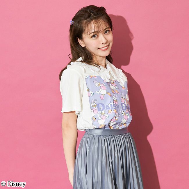 【Disney(ディズニー)】デイジーダック/柄プリントTシャツのサムネイル