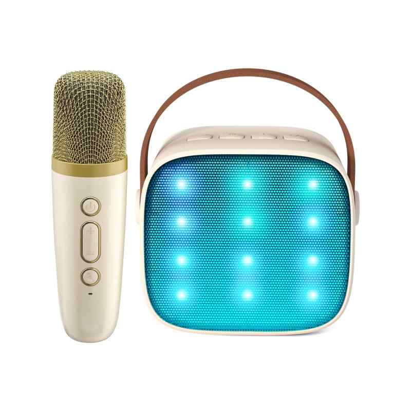 Verkstar カラオケマイク Karaoke Machine for Kids【おうちでも歌おう】カラオケボックスに負けない雰囲気が出せるカラオケセットは、独自のオーディオ ドライバーと最先端のプロセッサを採用し、歪みを最小限に抑え、よりクリアなサウンドを実現します。ライトは4色循環モードを1しており、様々な光を演出でき、夢のような視覚空間を作り出し、ストレス解消にも役立ちます。ワイヤレスマイク2本を付き、いつでもどこでも家族や友人と一緒にカラオケで盛り上がろうホームパーティー/カラオケ大会/忘年会/新年会/自宅などに最適です。【簡単操作多機能カラオケセット】MICボタンを短押し，女性の音声、子供の音声、悪魔の音声、男性の音声という4種類の異なる音声がに変えることができます。好きな曲を選んで、MICボタンを長押しするだけで曲からボーカルを除去/再開することもできます。機能ボタンでエコー、再生音量なども自由に調節可能、より臨場感あふれる体験に【手のひらサイズ】手のひらサイズのボディで持ち運びの手軽さだけでなく、手に取りやすいハンドルも付き、引っ掛けて場所を選ばずに使えます。どこにでも持ち運べて好きな歌が歌え、自宅やお出かけ先でカラオケが楽しめる【Bluetooth5.0接続・Micro SDカード対応】1.Bluetooth接続（IOS &amp;Android）：より安定した信号と高い伝送速度を持つBluetooth 5.0技術を搭載し、15メール範囲以内すべてのBluetoothを搭載しているデバイスに接続することが可能です。2、Micro SDメモリーカード：曲をカードに保存してTFカードポートに挿入すれば、Bluetoothに接続する必要なく音楽を再生することができます。【驚きの再生可能時間＆Tpye C充電】1回の充電で5-8時間の再生が可能（音量と再生する内容によって多少異なります）、毎日の使用ニーズをより適切に満たせます。どちらの向きでも挿し込むことができるUSB C充電端子が搭載され、簡単に充電でき、面倒な操作は必要ありません。技適マーク認証済み商品(周波数帯:100Hz-10KHz)、また安心な12ヶ月と24時間カスタマーサポートをご用意。ご質問があればいつでもご連絡ください。