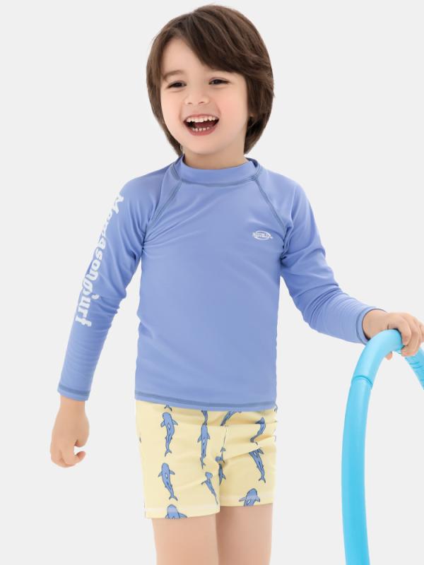 ・カテゴリ: 子供用水着・対象年齢: 2-12歳・対象性別: 男・柄: 純色、卡通、海军、日系、高弾性・主な素材: ナイロン82%、ポリウレタン18%・裏地素材: ポリエステル100%・生地重量: 200g・適用シーン: 游泳涉水运动・カラー展開: 淡藍・サイズ展開: 04、05、06、07、08、10、12・スタイル: 三角裤、比基尼、平角裤、连体泳衣、分体泳衣