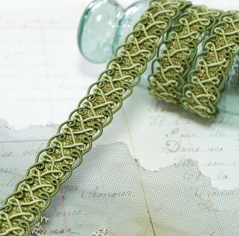 ループラインブレードC（グリーン）50センチ チロル テープ リボン カルトナージュ 素材 材料 縁取り かわいい おしゃれ アンティーク ブレード 問屋