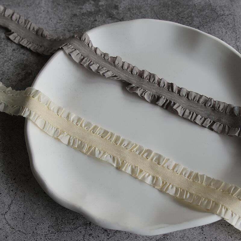 【12/4～50％オフ】【50cm】両プリーツ ストレッチリボン ゴム フリル アイボリーベージュ ハンドメイド 手芸 アクセサリー 材料 素材 パーツ 手芸 問屋ポーチヘアゴム 商用