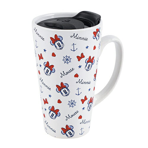 ミニーマウスの柄が描かれたセラミック製のマグカップです。 航海をテーマにしたデザインで、ミニーマウスのフェイス、錨、船の舵、リボン、ハートなどが描かれています。 蓋付きなので、持ち運びにも便利！ ディズニー好きにはたまらない、ミニーマウスの...