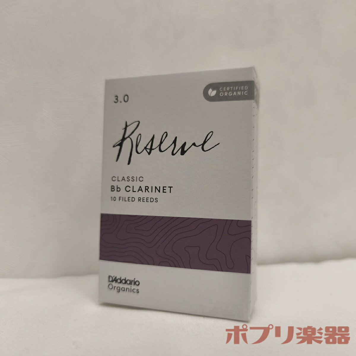 明瞭で芯のある音色と、バランスの取れた豊かな響き。 安定したレスポンスと、扱いやすいコントロール性。 スペックの特長 B♭クラリネットのために最適化された設計により、短めのヴァンプ、丸みのあるティップ・コーナー、薄めのティップを採用。全音域で均整の取れた響きと、安定したレスポンスを実現します。 対応楽器 B♭クラリネット 番手　3/3.5 素材 ケーン(葦) 注意書き ・お使いのモニターの発色具合によって、実際のものと色が異なる場合がございます。 ・対象楽器をよくご確認ください。他の楽器と間違えた等の理由での返品交換はお受けできません。