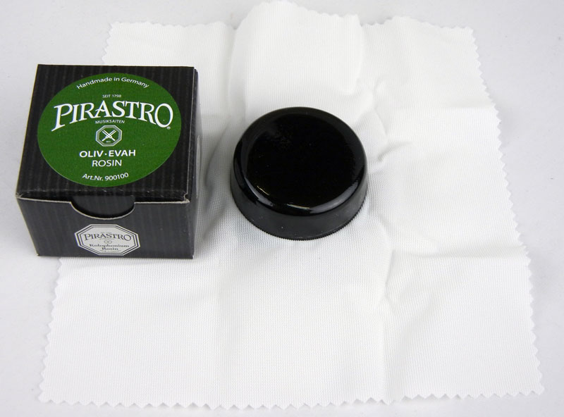 PIRASTROOliv　/　オリーブ松脂