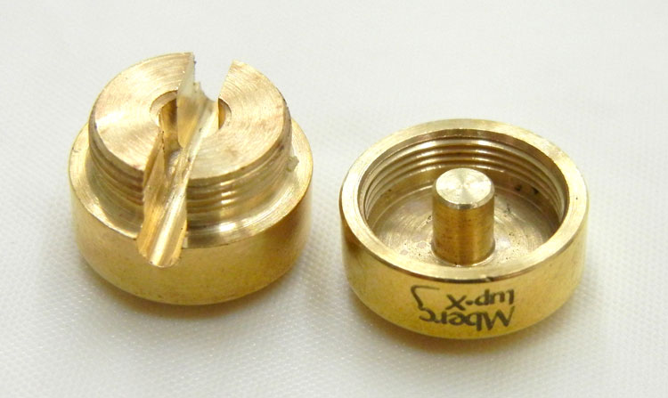 ����ա�����ߥ͡�����������ȥ�Х��ѡ�(Cb30)