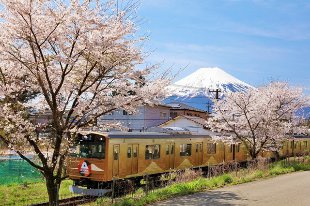 ݥȥAIR㤨֡ܤʥݥȥLac et SoleilۻٻλϼŵŴƻ6000ϤΤϤ2ϥ(ڻˤ /YOSHIO IWASAWAפβǤʤ165ߤˤʤޤ