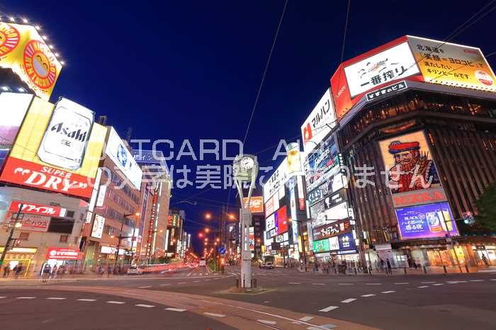 【日本の風景ポストカードAIR】北海道札幌市すすきの交差点の夜景2019年のはがきハガキ葉書 撮影/kazukiatuko