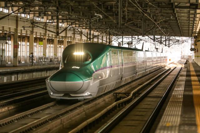 【鉄道のポストカード】JR東日本東北新幹線はやぶさE5系のハガキはがき3 photo by MIRO
