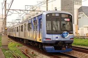 【日本の風景ポストカード】東京都自由が丘駅付近を走るみなとみらい線車両Y500系の絵葉書はがきハガキ葉書
