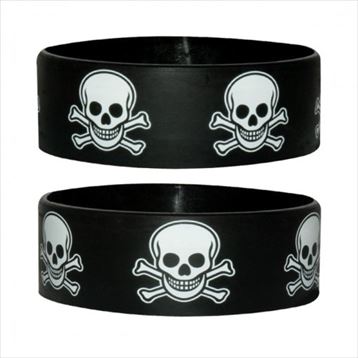 スカル　ラバーブレスレット Skull & Crossbones