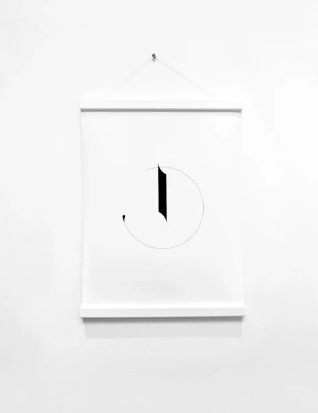 MAGNETIC POSTER HANGER (white) | ホワイトウッドポスターハンガー (30cm)【北欧 木製 壁掛け デコレーション】