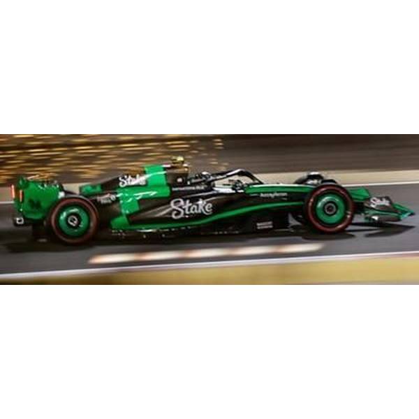 Rakuten - スパーク 1/43 ザウバー C44 No.24 2024 F1 バーレーンGP 周冠宇 完成品ミニカー S9516