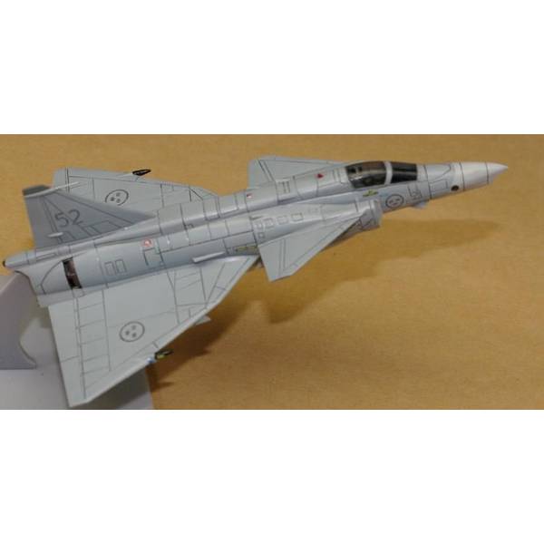 フォックスワンデザイン 1/144 SF-37 写真偵察型 スケールモデル FXNA057