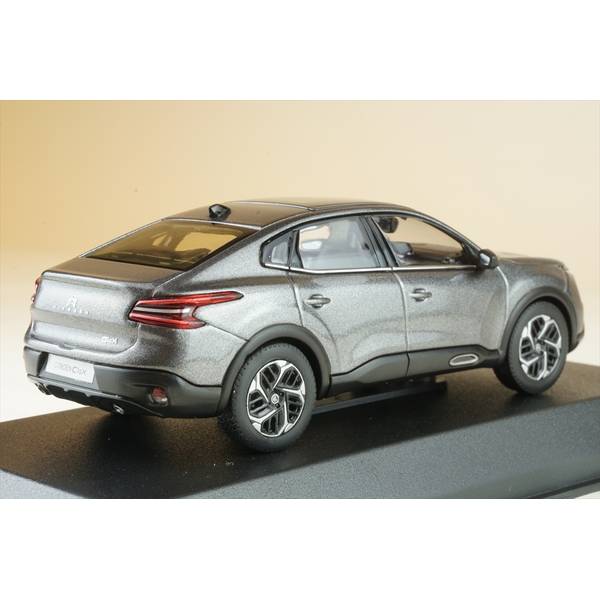 ポストホビーWEBSHOPのノレブ 1/43 シトロエン C4 X 2023 プラチナグレー 完成品ミニカー 155481｜アングル2