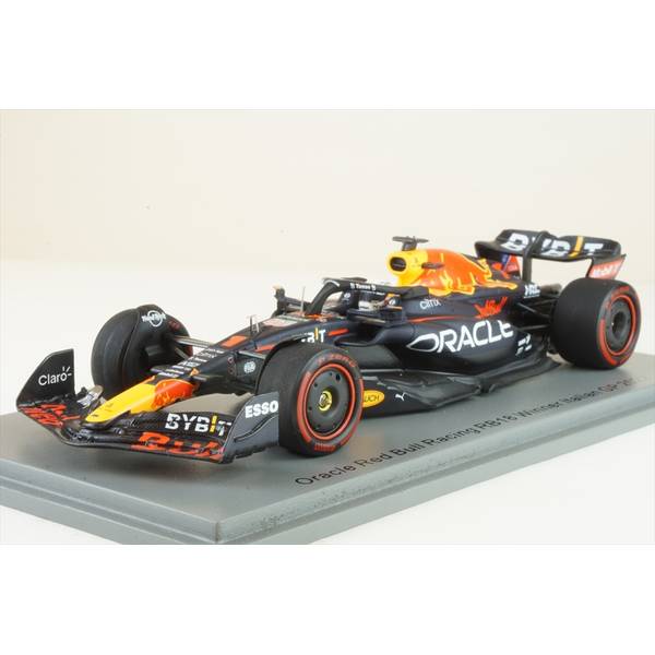 樂天商城 - スパーク 1/43 レッドブル RB18 No.1 オラクル レッドブルレーシング ウィナー 2022 F1 イタリアGP M.フェルスタッペン 完成品ミニカー S8550