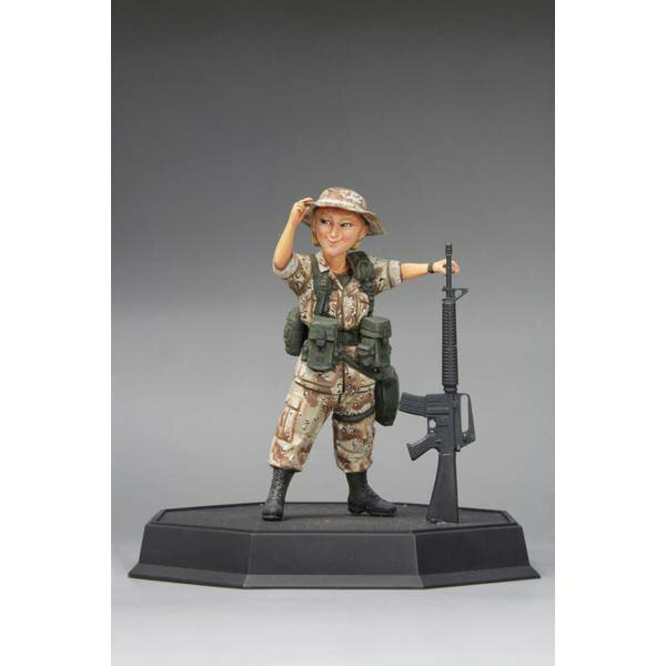 ファインモールド 1/12? 湾岸戦争 アメリカ陸軍 女性兵士サンディ＆M16A2アサルトライフル スケールモデル FT05
