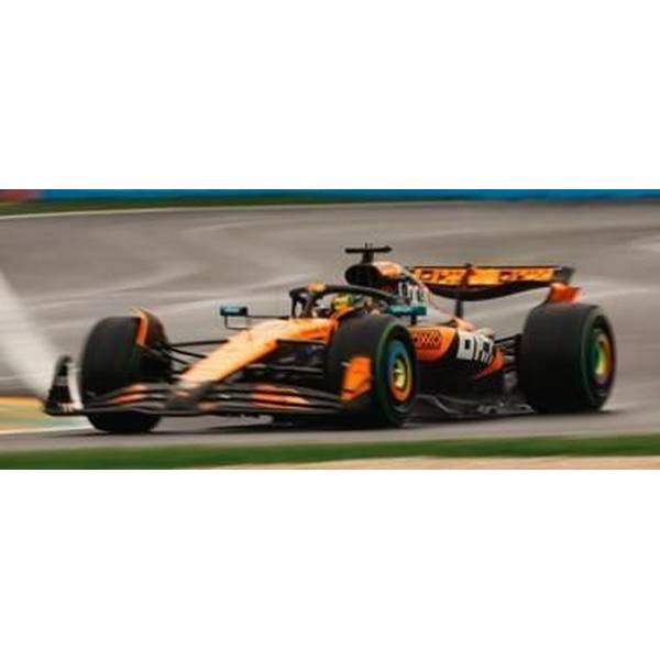 Rakuten - スパーク 1/18 マクラーレン MCL39 No.81 2025 F1 中国GP ウィナー O.ピアストリ 完成品ミニカー 18S1008