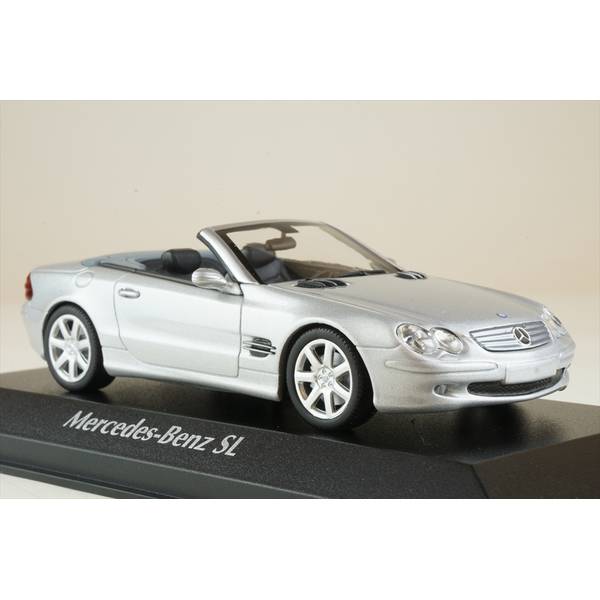 ■ダイキャストモデル既存の金型を使用して、内装の塗装を簡略化。生産コストを抑え、お求めやすい価格を実現したシリーズです。スケール：1/43形態：完成品ミニカーメーカー型番：940031030商品コード：4012138762367▼商品登録日：2022年02月22日登録コード：mc270121