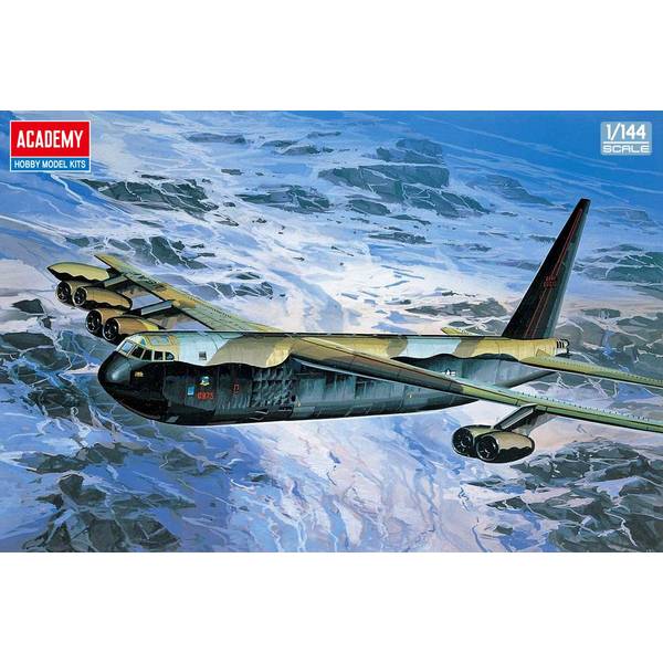 アカデミー 1/144 B-52D ストラトフォートレス スケールモデル 12632のサムネイル
