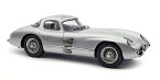 CMC 1/18 メルセデス・ベンツ 300 SLR クーペ 1955 シルバー/ブルーインテリア 完成品ミニカー M-243