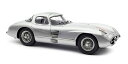【30%OFF】CMC 1/18 メルセデス・ベンツ 300 SLR クーペ No.T1 1955 FIA RACツーリストトロフィー W.V.トリップ 完成品...
