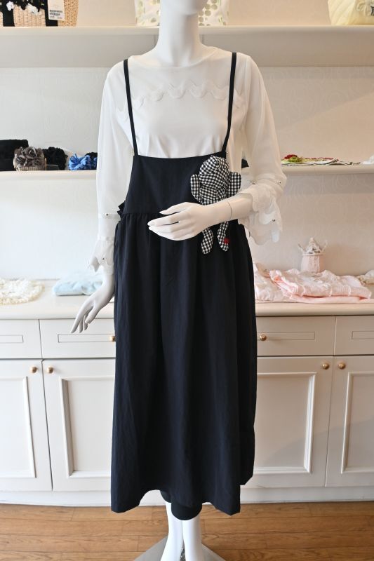 新作【新着】正規販売代理店 さえら ポテチーノ ジャンパースカート タブリエ 日本製 高級 おしゃれ レディース エレガント 上品 黒系 少数生産