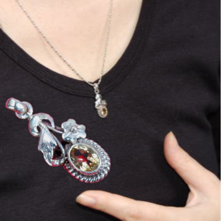 シトリン ペンダント 花模様がキュート ネパールの銀職人の手作り シルバーアクセ gift