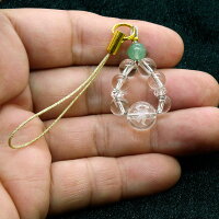 根付の石はアベンチュリンです。