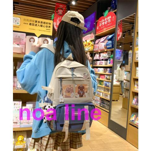 痛バッグ 4way リュック ショルダー 斜めがけ ハンド 韓国 缶バッチ ファッション大容量