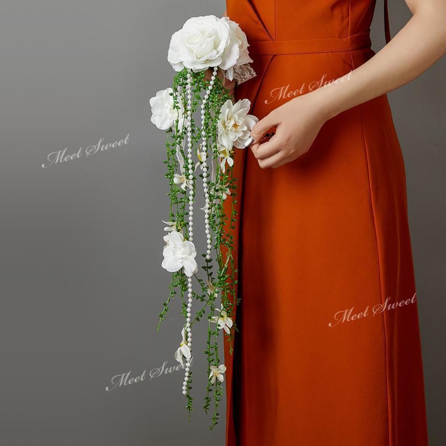 パワフル55ショップのウェディングブーケ ウエディングブーケ キャスケードブーケ ブライダルブーケ 花嫁 ブーケ 造花 華やか 結婚式 二次会 披露宴 贈答品 リゾート婚 ホワイト 白｜アングル3