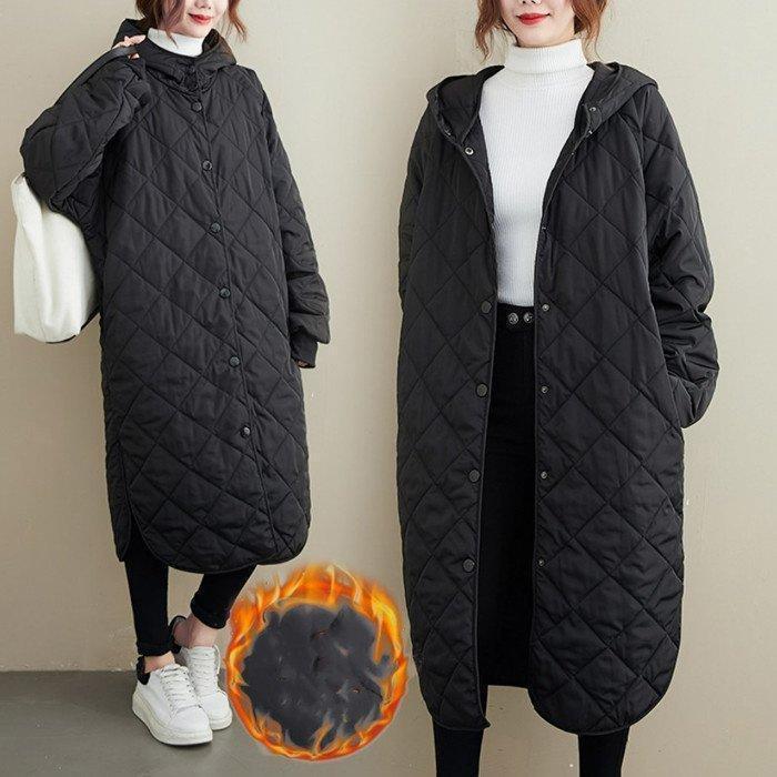 ◆サイズF：着丈105cm バスト120cm 袖丈81cm----------------★素材：ポリエステル　★詰め物：中綿★伸縮性：なし----------------◆ご注意※サイズは人の手によって測っているため、1-3cmの誤差がある場合がございます。予めご了承下さいませ。※お客様ご使用のPC環境により商品画像のカラーが多少異なる場合があります。※仕入時期により多少デザインなど異なる場合があります。ご了承ください。----------------■キーワード中綿ジャケット レディース　中綿　ダウンジャケット　ダウン風　ダウン風コート　ロングコート　ミディアム丈　暖か 中綿コート アウター オーバーコート 冬 防寒 ゆったり　体型カバー　大きいサイズ　レディース アウター 長袖 中綿ダウンコート 大人　可愛い　冬用 ゆったり　体型カバー　暖かい 防風　防寒 厚手 オシャレ　20代　30代　40代　50代　60代　ファション