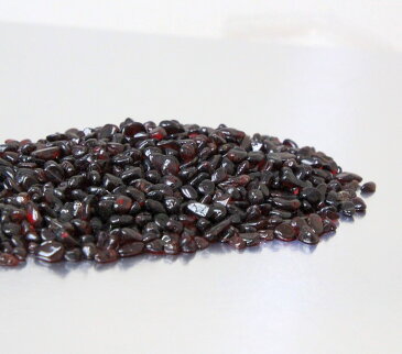 ガーネット さざれ 100g｜ガーネット 柘榴石 garnet【さざれ石 ブレスレット 浄化 癒し 原石 さざれ 石】メンズ レディース 一点物アイテム ガーネット