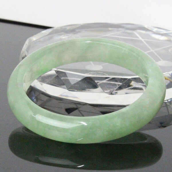 【女性用Mサイズ】 翡翠 バングル｜ろうかん Jadeite カワセミ 翡翠 ジェダイト ブレスレット Bracelet Bangle 数珠 ブレスレット｜ メンズ レディース パワーストーン 天然石 海外直輸入価格 翡翠