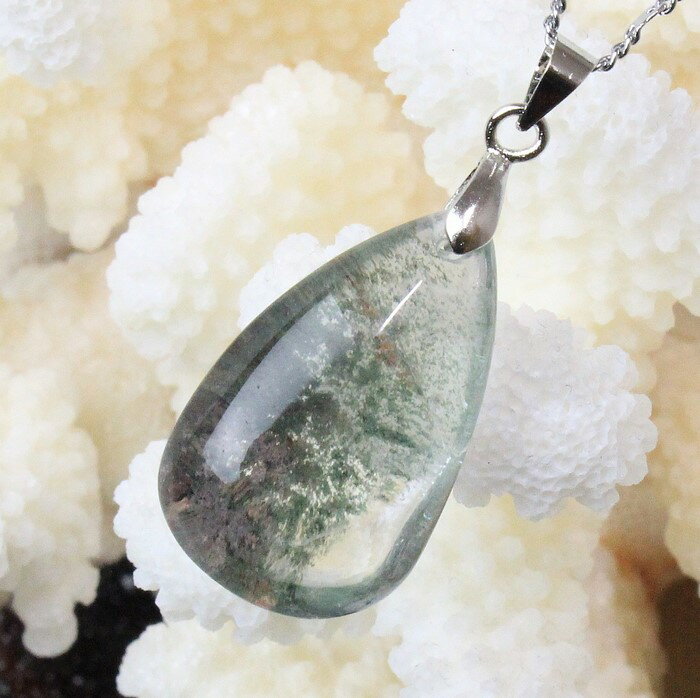 ガーデンクォーツ ペンダント｜庭園水晶 緑幽霊　グリーンファントム　苔入り水晶 ネックレス 首飾り Necklace Pendant ネックレス ペンダント｜メンズ レディース 一点物 パワーストーン ガーデンクォーツ