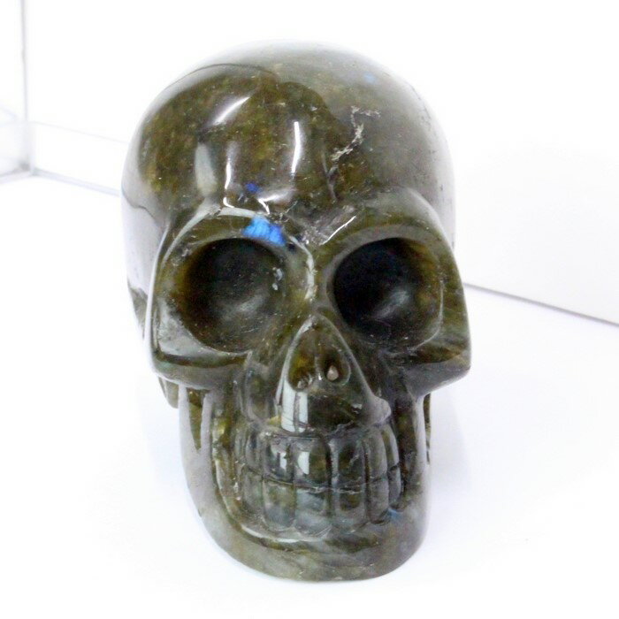 ラブラドライト ドクロ｜Labradorite 曹灰長石 ラブラドライト【しゃれこうべ Scull Skeleton 原石 Gemstone 彫刻 置物 スケルトン 髑髏 スカル 頭蓋骨 ドクロ】メンズ レディース パワーストーン 天然石 海外直輸入価格 ラブラドライト【ポイント割引商品】