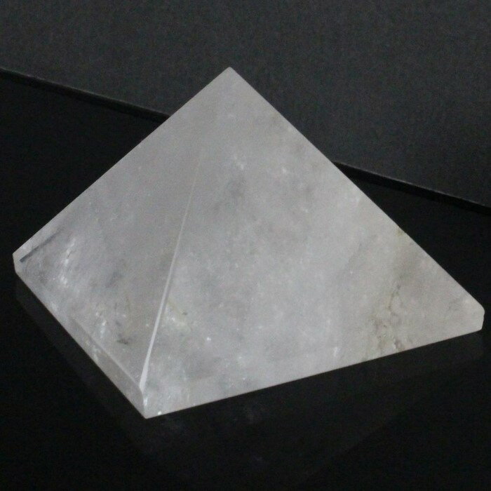 水晶 ピラミッド｜Crystal ロッククリスタル 石英 クリスタル クォーツ 水晶 置物 石 Stone Pyramid インテリア 原石 クラスター｜メンズ レディース 人気 おすすめ 天然石 海外直輸入 水晶