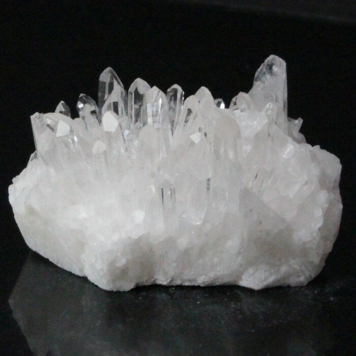 水晶 クラスター ロッククリスタル Crystal すいしょう 石英 クリスタル クォーツ 水晶 原石 浄化用水晶 Cluster 置物 インテリア 石 浄化 ...