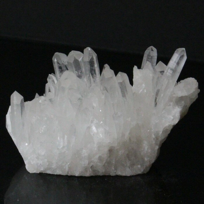 水晶 クラスター すいしょう ロッククリスタル 石英 クリスタル クォーツ 水晶 原石 インテリア 浄化用水晶 Cluster 石 置物 浄化 水晶クラスター ...