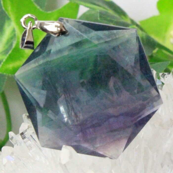 【厳選品質 一点物】フローライト ペンダント 蛍石 フローライト ネックレス ぺんだんと 六芒星 魔除け お守り Necklace ペンダントトップ フローライ...