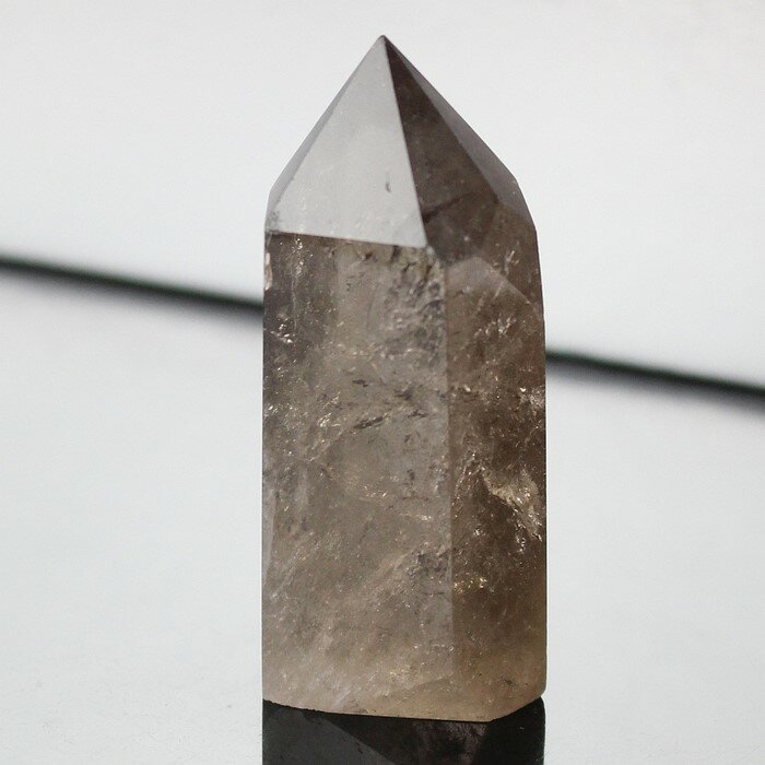 スモーキークォーツ ポイント 煙水晶 カンゴーム Smoky Quartz スモーキークォーツ 原石 ポイント 石 Point 柱 置物 スモーキークォーツポイ...