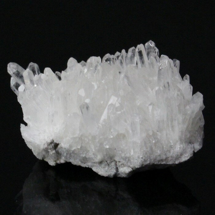 水晶 クラスター ロッククリスタル Crystal クリスタル クォーツ 水晶 原石 浄化用水晶 鉱石 鉱物 天然水晶 Cluster 石 置物 浄化 クラスタ...