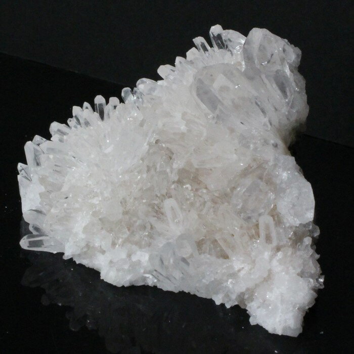 水晶 クラスター Crystal クリスタル すいしょう ロッククリスタル 水晶 原石 浄化用水晶 鉱石 鉱物 浄化 クラスター 天然水晶 Cluster 石 ...