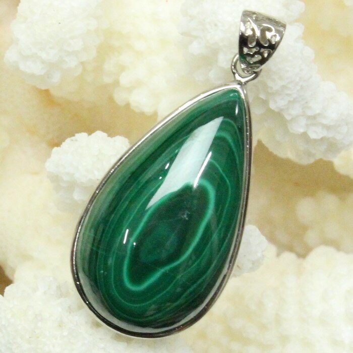【レア 1点物】マラカイト ペンダント Malachite 孔雀石 マラカイト ペンダントトップ ネックレス Pendant マラカイトペンダント おすすめ パ...