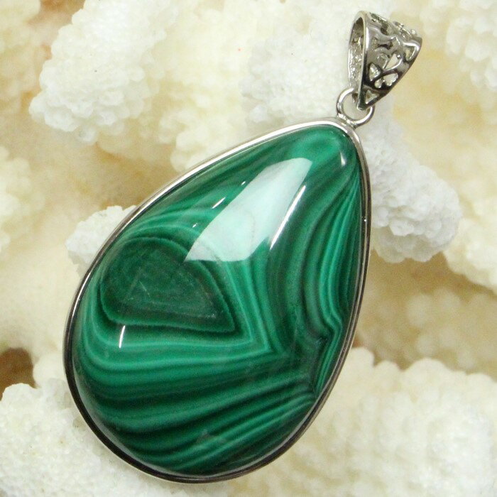 【天然石 ペンダントトップ 大粒】マラカイト ペンダント Malachite 孔雀石 マラカイト ネックレス ペンダントトップ Pendant マラカイトペンダ...